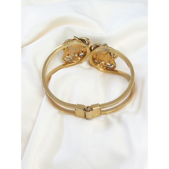 Vintage Gold Tone Clamper Bracelet with Green Nephrite Stone Chips - Picture 3 of 5